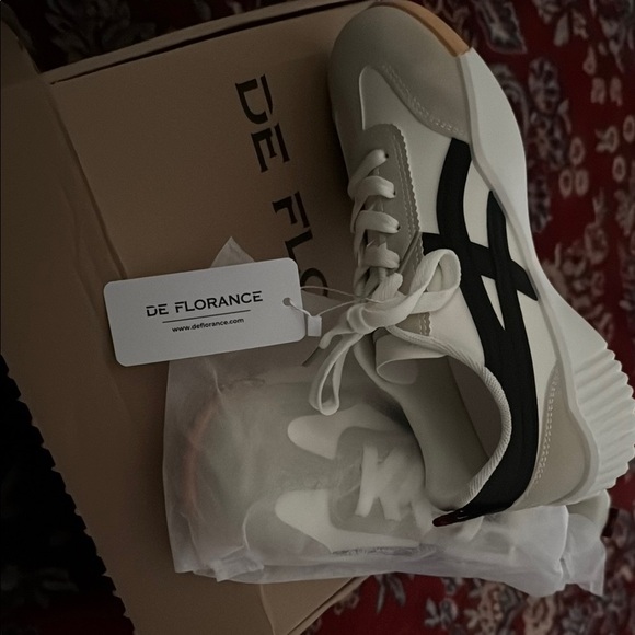 Women's Black and White Sneakers - Picture 1 of 10